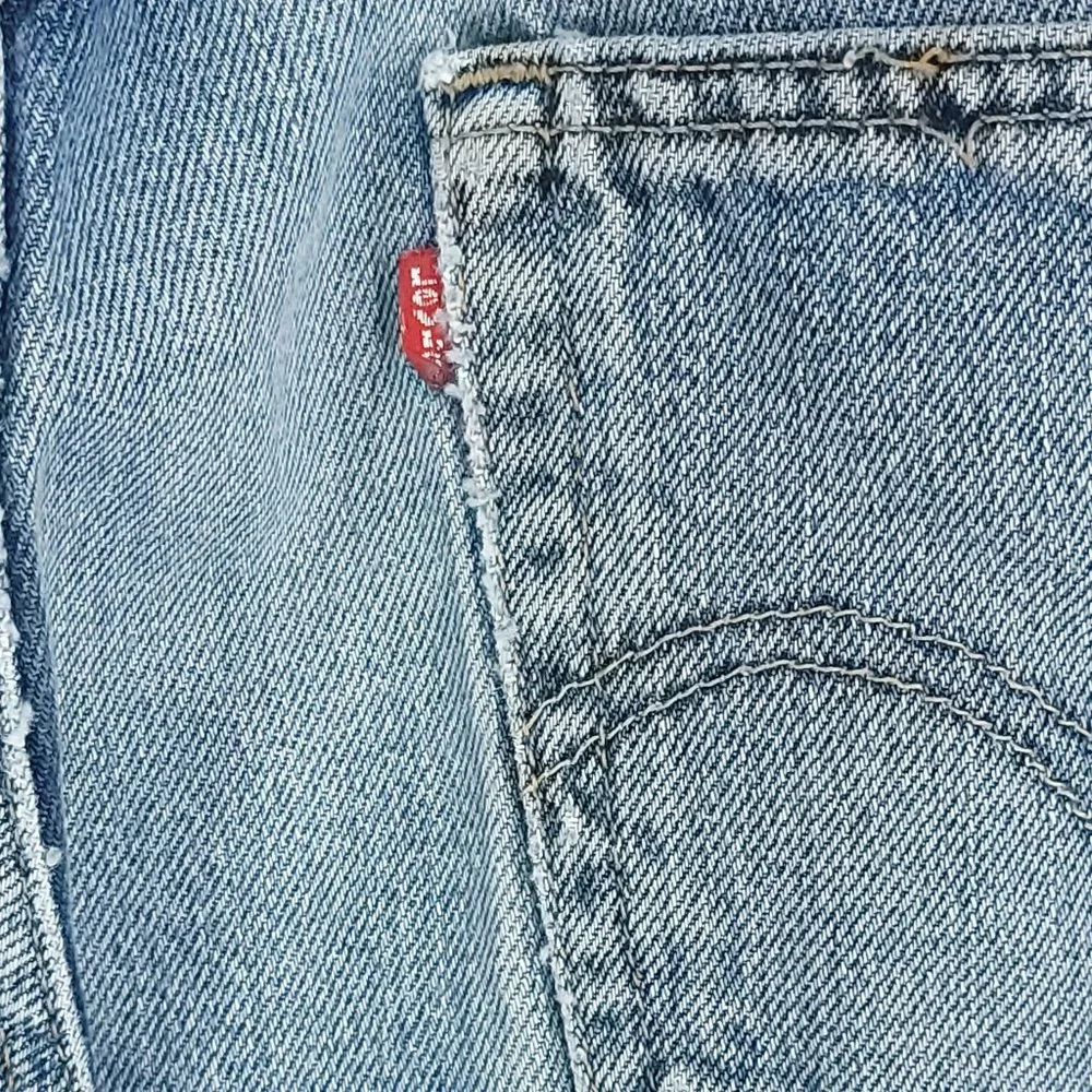 Levi's 505 Denim Jeans Men's 34x30 Blue With Fade Distressed Destroyed - Picture 11 of 15